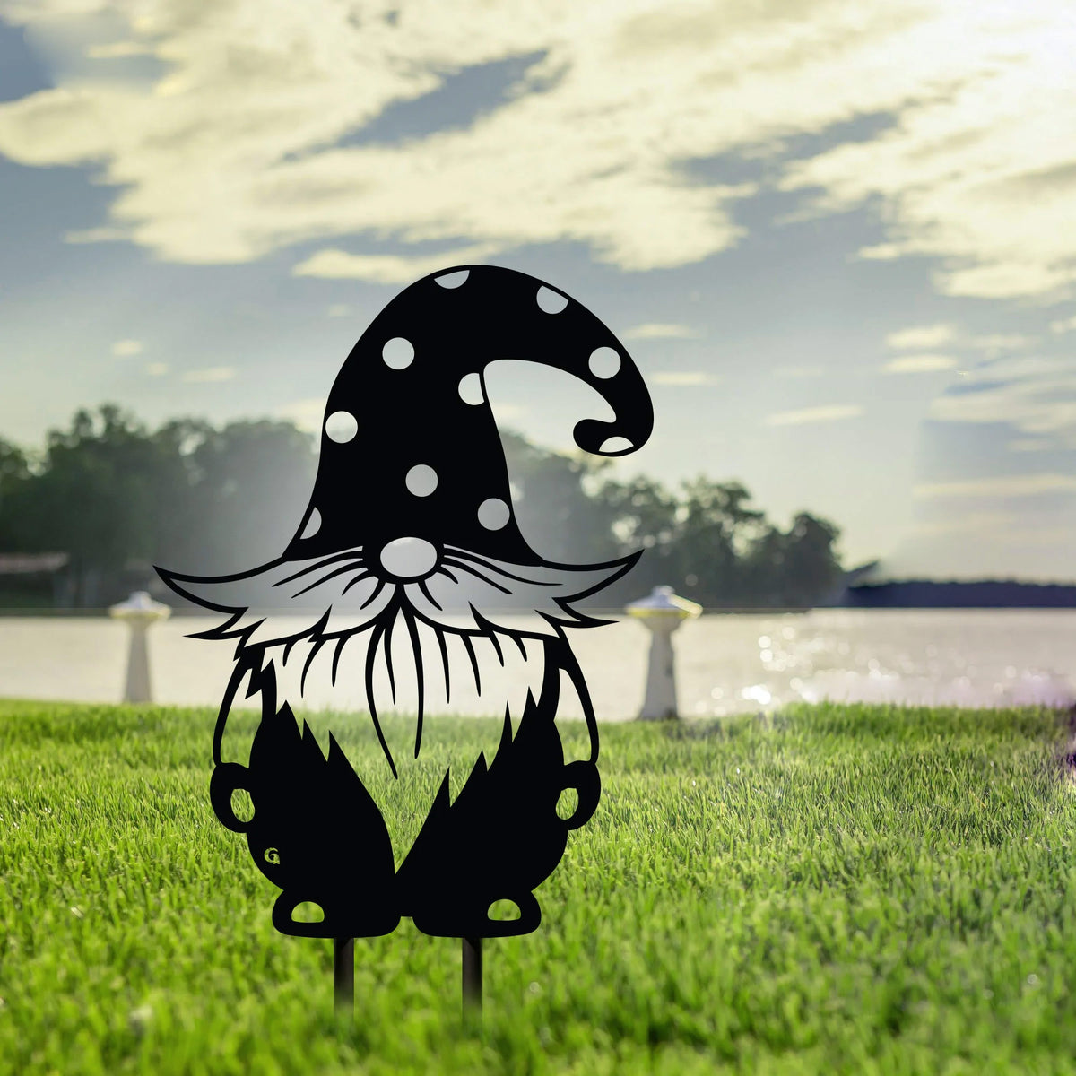 garden gnome metal art